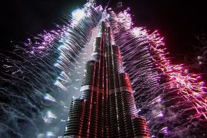 Capodanno Dubai Deserto Fuochi d'Artificio Idee Viaggio con Agenzia Viaggi Formula Quattro